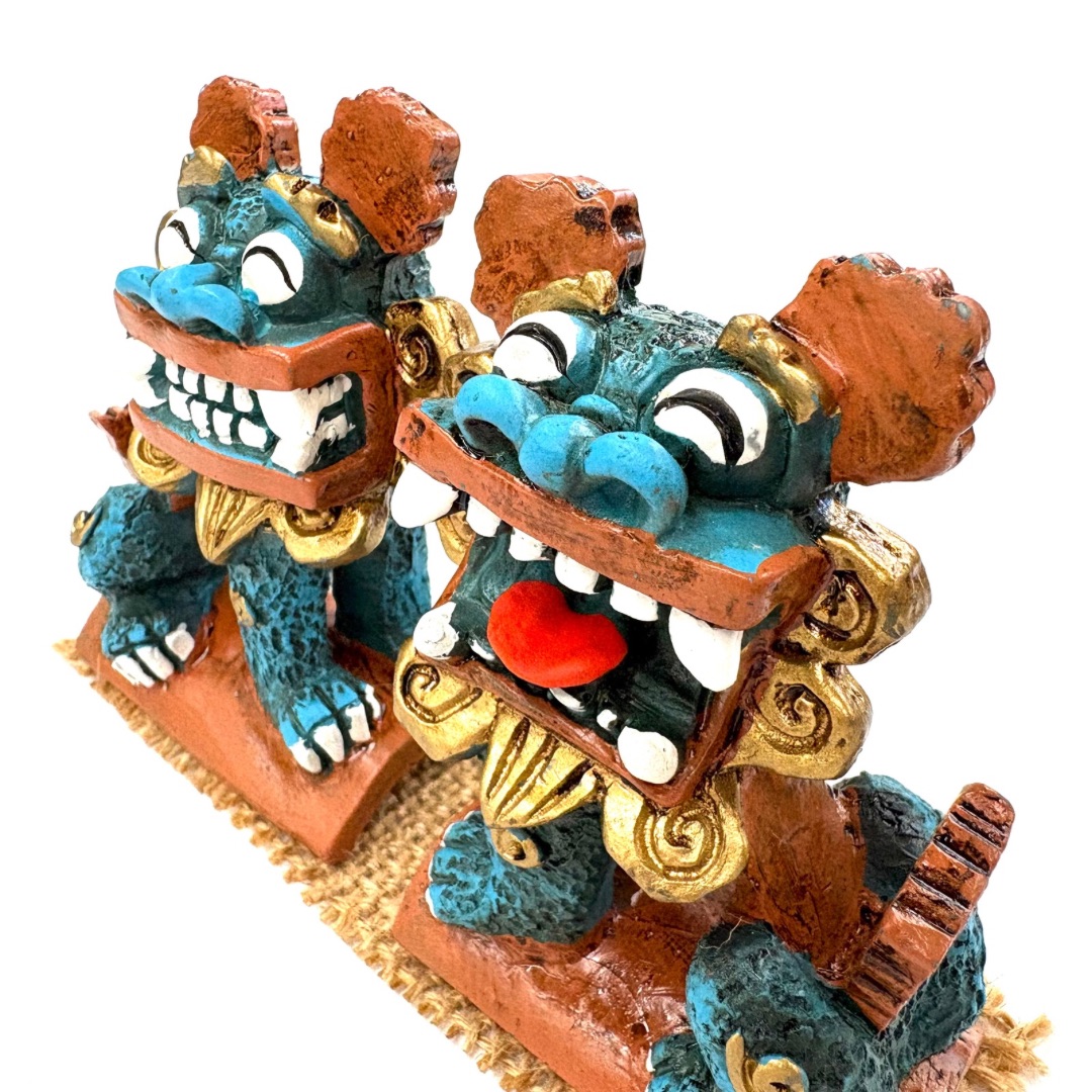 漆喰調屋根乗り幸福シーサー座(7.5cm)