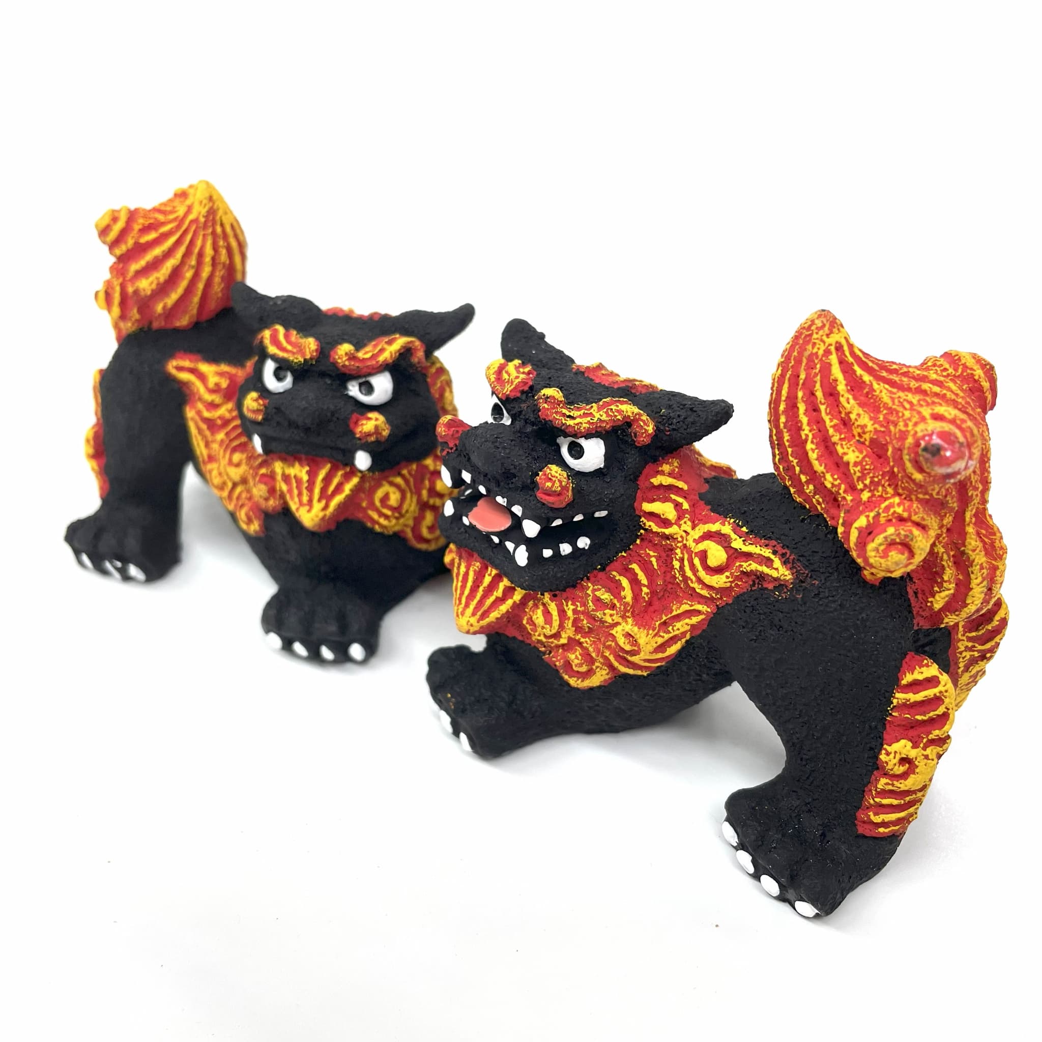 カリー砂黒シーサー(横)